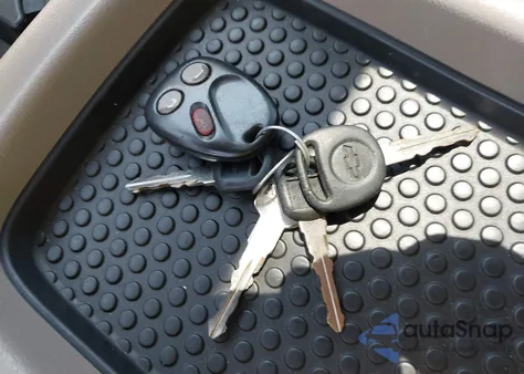 2005 Chevrolet Tahoe K1500 z USA, uszkodzony, nr VIN 1GNEK13T45R124553